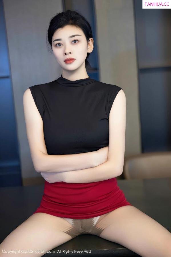   [XiuRen]高清写真图 2025.11.05 No.10948 徐清妍 魅惑黑丝第33张图片